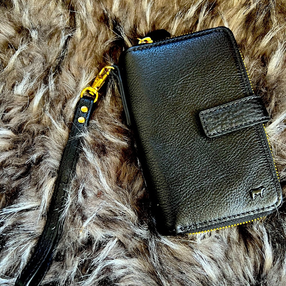 New Will Leather Brand wallet with zipper compartment and snap closure